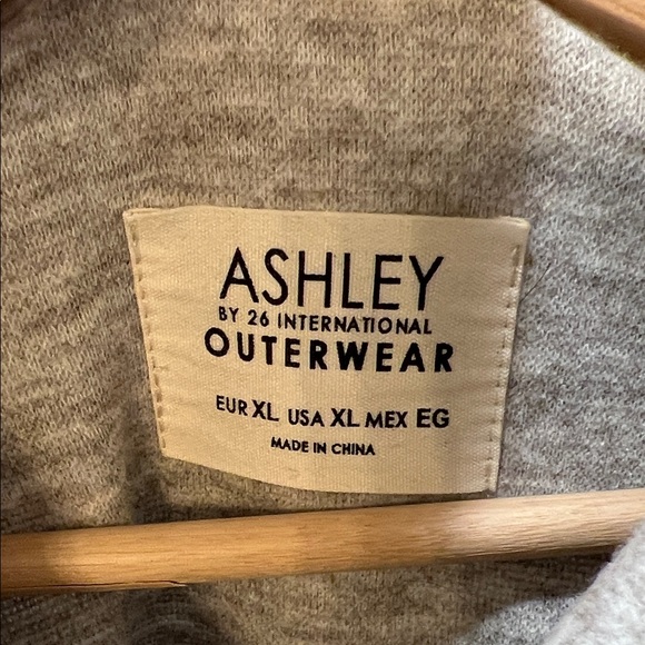 Aztec Print Shacket - Picture 2 of 3